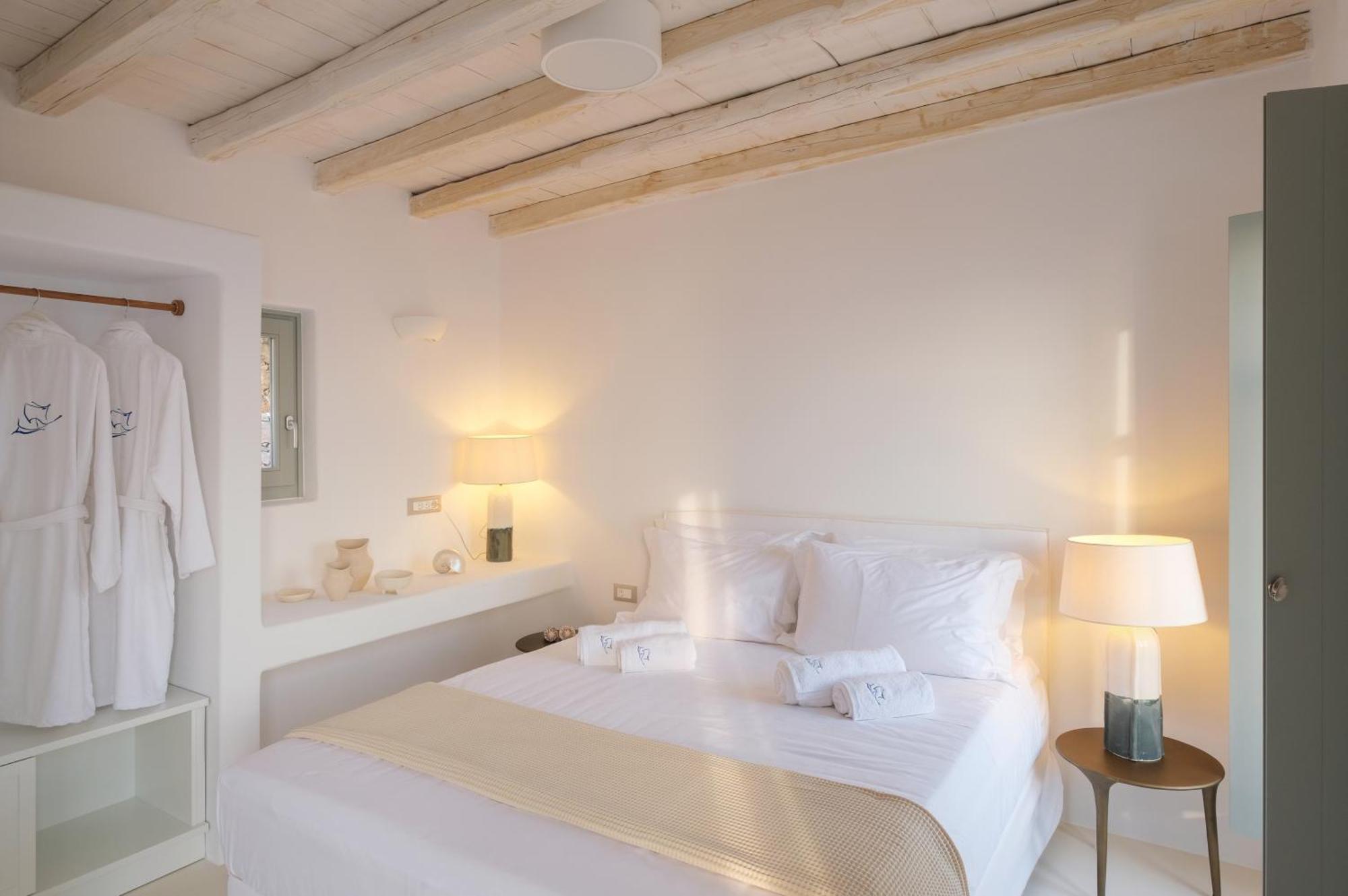 Odyssey Rock Milos Sunset Suites Πλάκα Μήλου Εξωτερικό φωτογραφία
