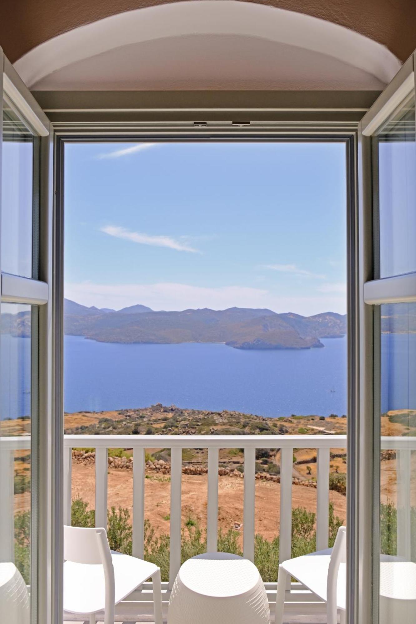 Odyssey Rock Milos Sunset Suites Πλάκα Μήλου Εξωτερικό φωτογραφία