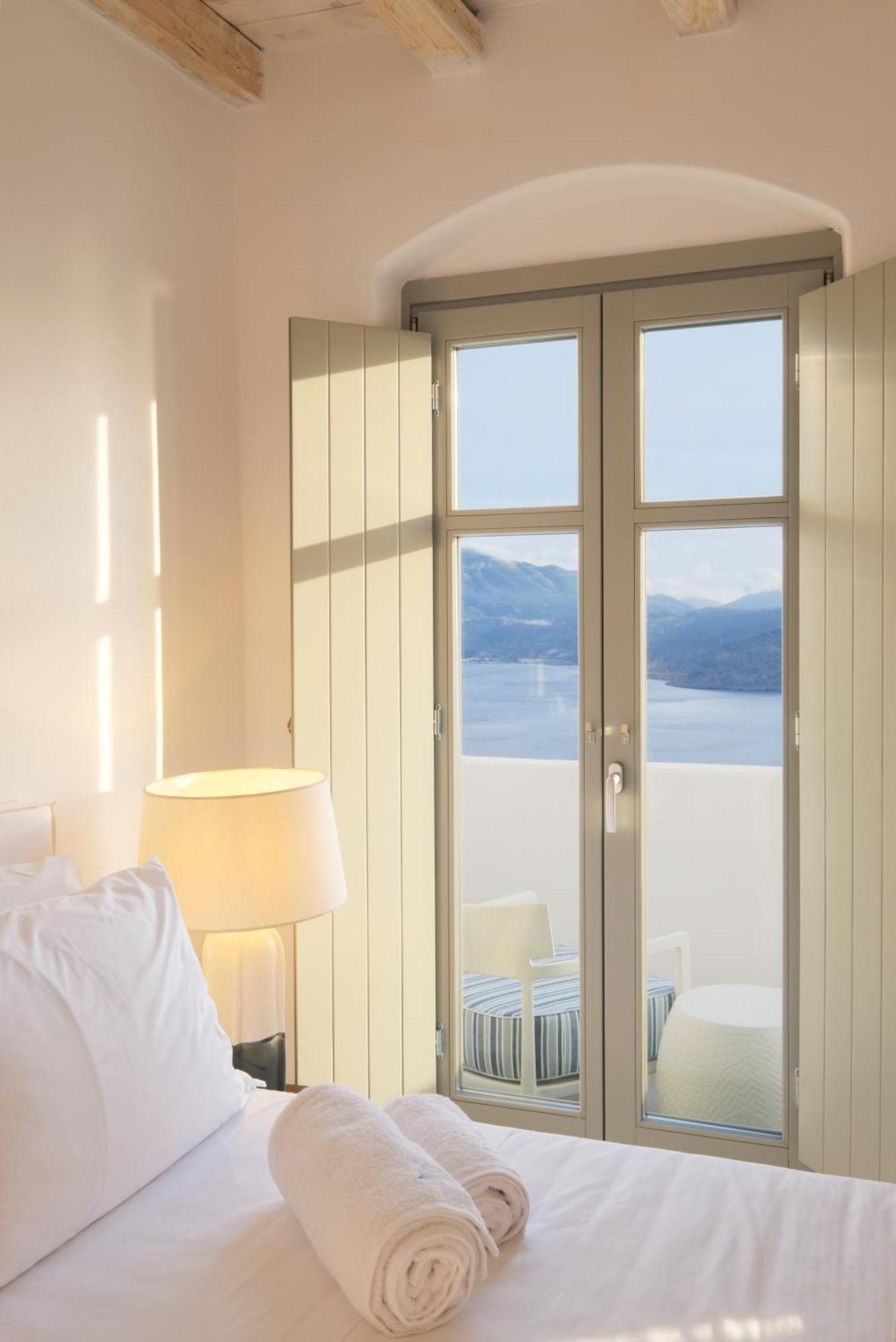 Odyssey Rock Milos Sunset Suites Πλάκα Μήλου Εξωτερικό φωτογραφία