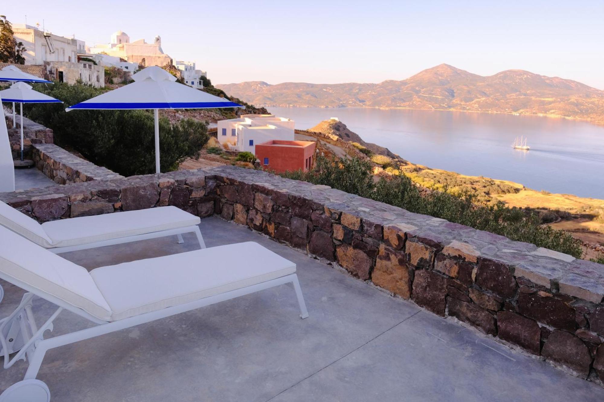 Odyssey Rock Milos Sunset Suites Πλάκα Μήλου Εξωτερικό φωτογραφία