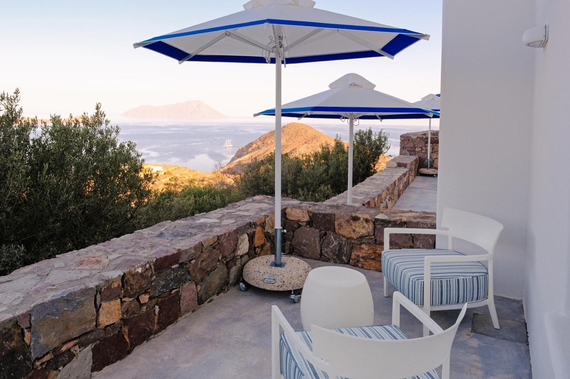 Odyssey Rock Milos Sunset Suites Πλάκα Μήλου Εξωτερικό φωτογραφία