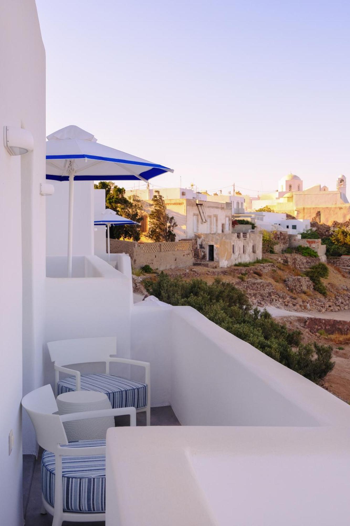 Odyssey Rock Milos Sunset Suites Πλάκα Μήλου Δωμάτιο φωτογραφία